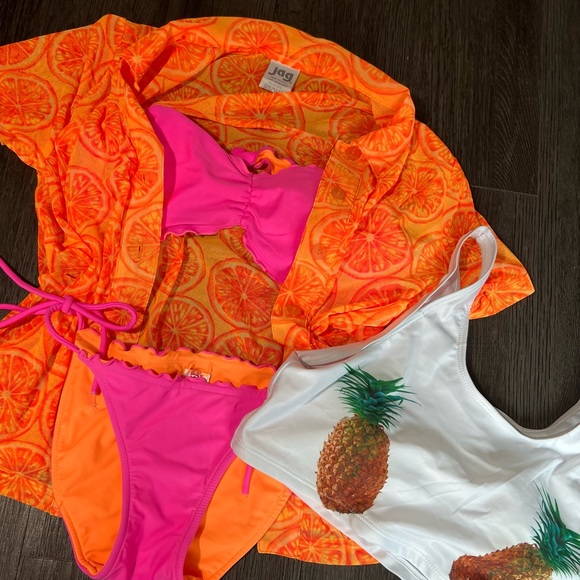 Retro Beach Bundle! - Picture 4 of 4